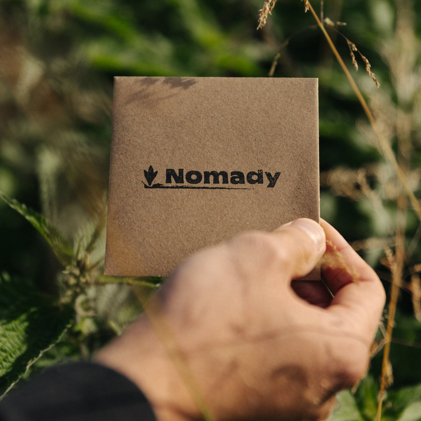 Nomady Gutschein aus nachhaltigem Graspapier